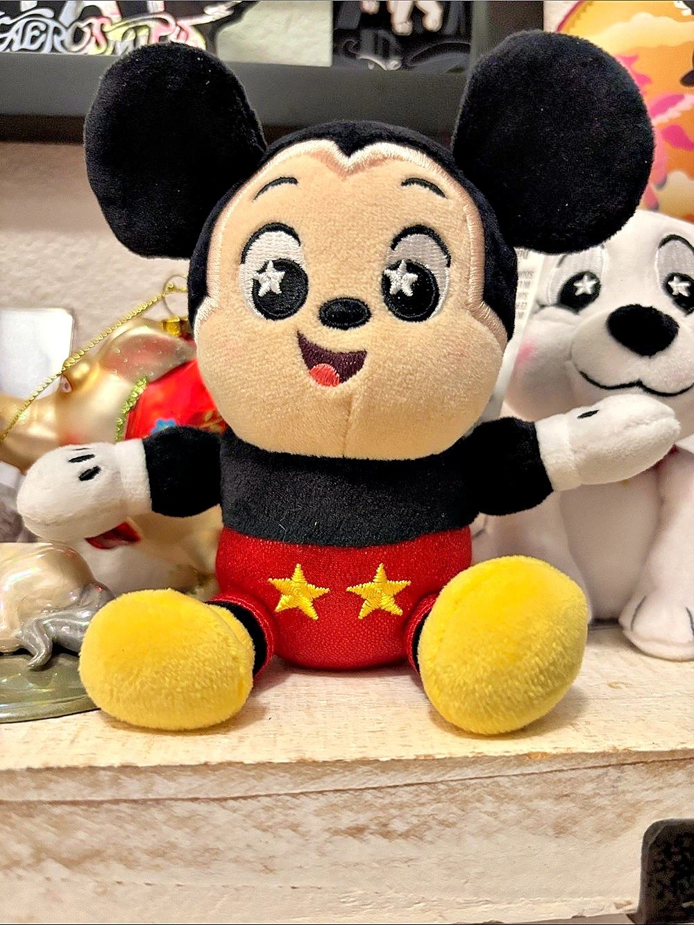 Disney parks shimmer wishables Mickey Mouse Plush NEW